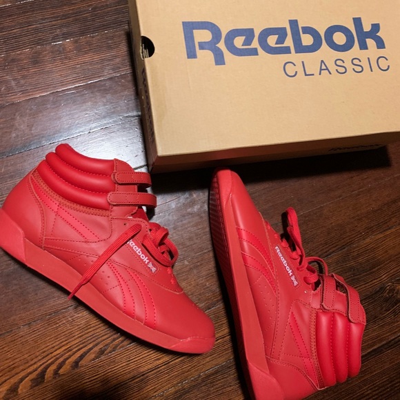 54.11 reeboks
